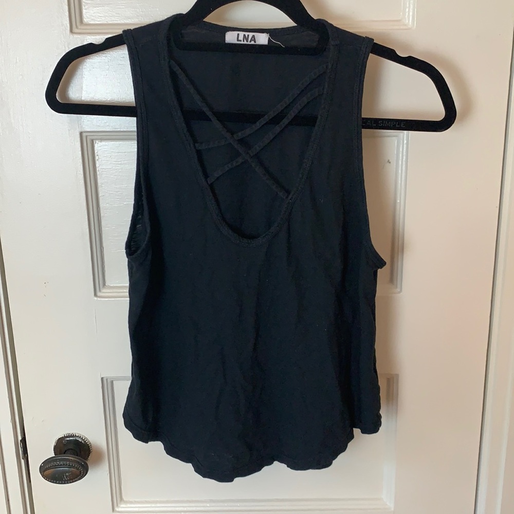 LNA cross front tank